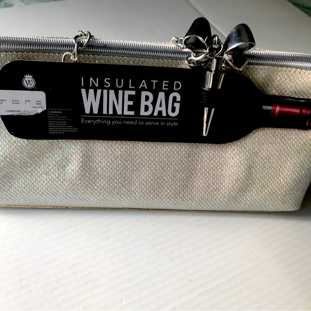 Sparkling Silver insulated wine bag and festive cork. Holiday ready. By Iceware